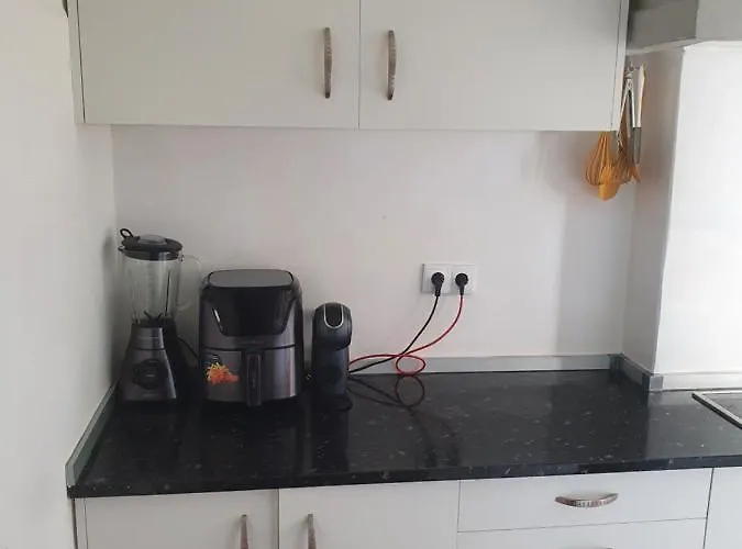 Sencilla Con Balcon ויגו